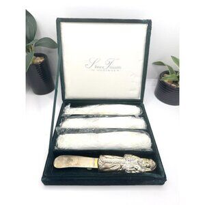Silver Treasures By Godinger 4-Pc Santa Cheese Knife Set In Velvet Box